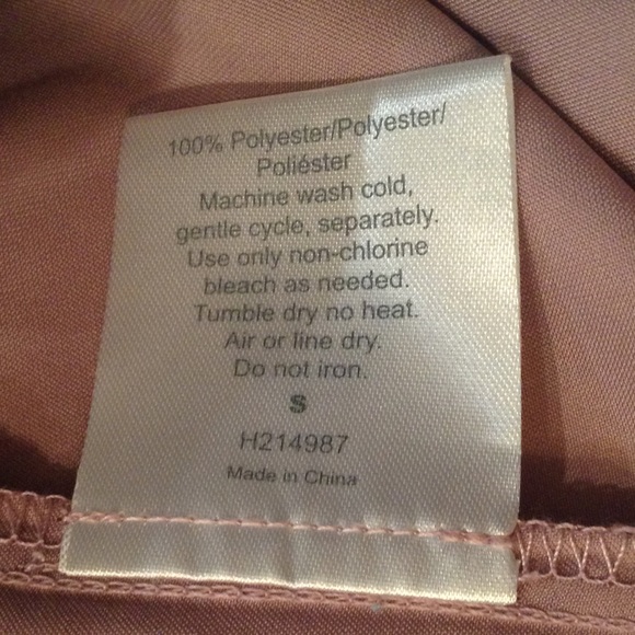 Casa Zeta-Jones Faux Silk Pajama Set| size S - Picture 8 of 8